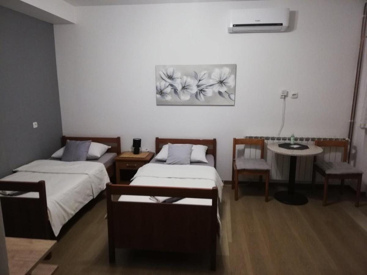 Guest House Lucija Buzin Luaran gambar